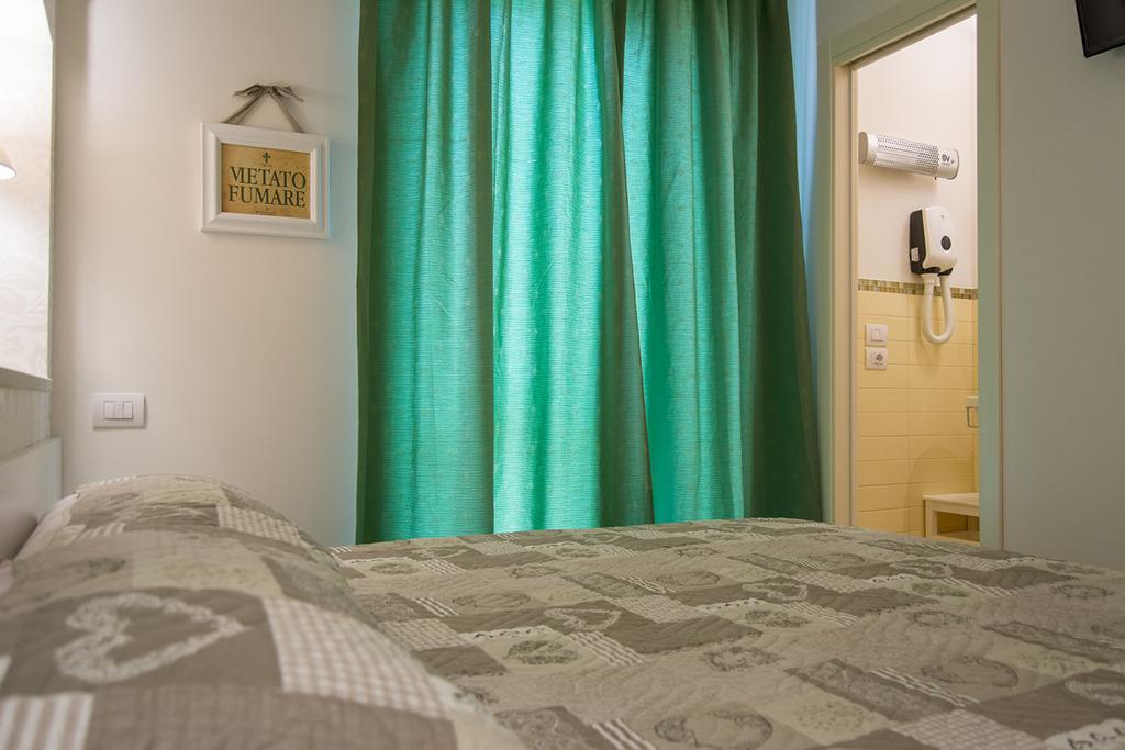 Il Giglio Verde Porto SantʼElpidio Værelse billede
