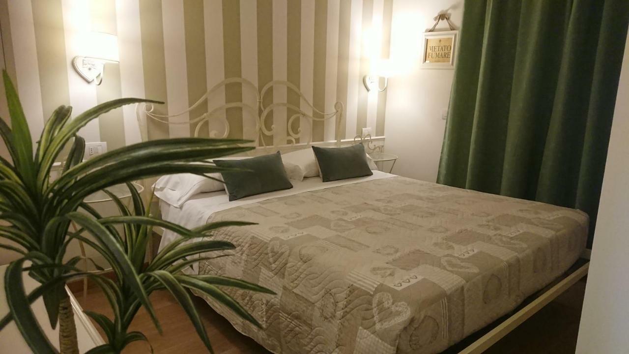 Il Giglio Verde Porto SantʼElpidio Eksteriør billede